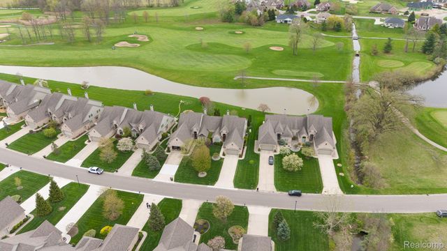 945 Saint James Park Avenue, Monroe Charter Township, MI 48161