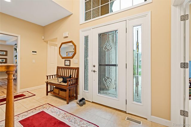 945 Saint James Park Avenue, Monroe Charter Township, MI 48161