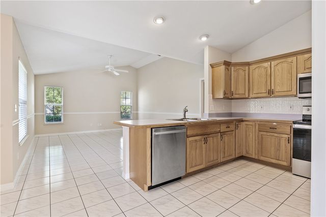 2940 3rd Street SW, Vero Beach, FL 32968