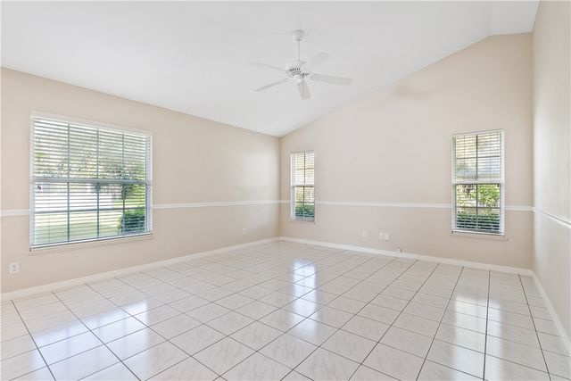 2940 3rd Street SW, Vero Beach, FL 32968