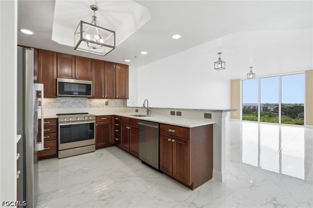 3426 Hancock Bridge PKWY 706, North Fort Myers, FL 33903
