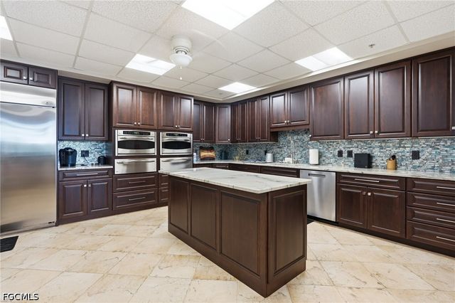 3426 Hancock Bridge PKWY 706, North Fort Myers, FL 33903
