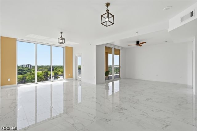 3426 Hancock Bridge PKWY 706, North Fort Myers, FL 33903