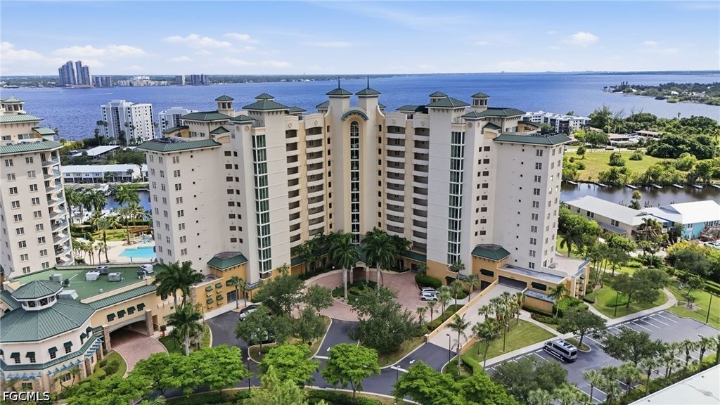 3426 Hancock Bridge PKWY 706, North Fort Myers, FL 33903