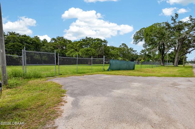 1082 Broadway Avenue, Ormond Beach, FL 32174