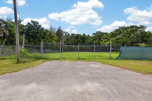 1082 Broadway Avenue, Ormond Beach, FL 32174