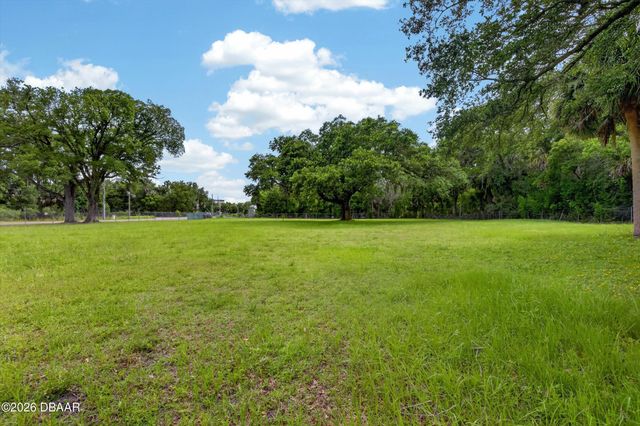 1082 Broadway Avenue, Ormond Beach, FL 32174