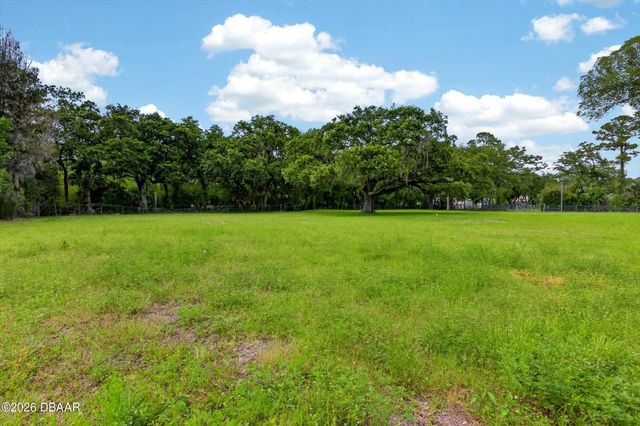 1082 Broadway Avenue, Ormond Beach, FL 32174