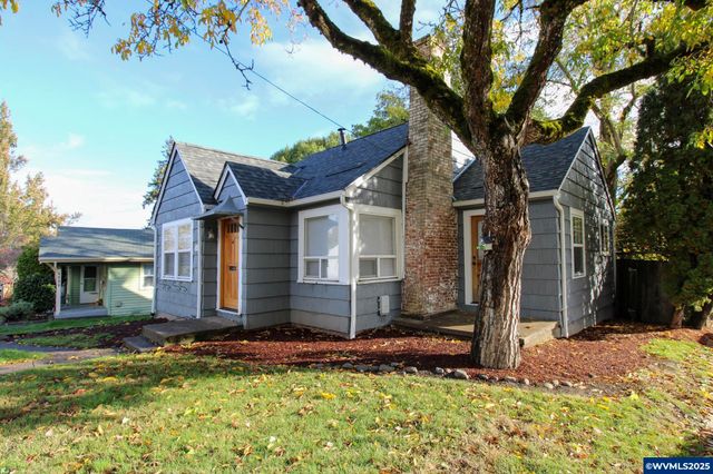 2490 E Nob Hill St SE, Salem, OR 97302