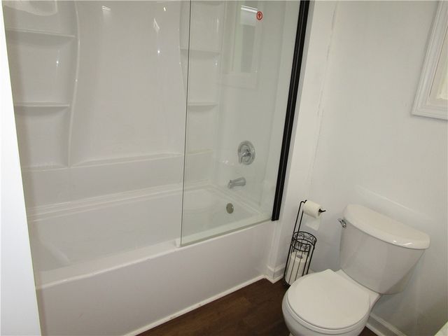 411 Emerson Ave., Farrell, PA 16121