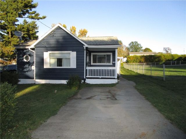 411 Emerson Ave., Farrell, PA 16121