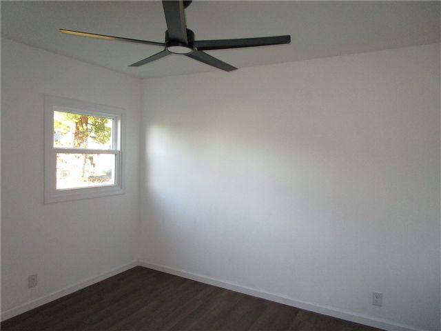 411 Emerson Ave., Farrell, PA 16121