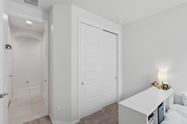 215 Needle Avenue SW, Los Lunas, NM 87031