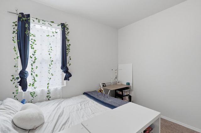 215 Needle Avenue SW, Los Lunas, NM 87031