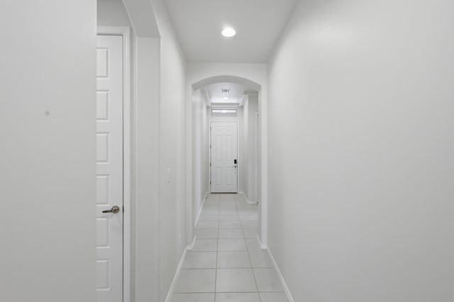 215 Needle Avenue SW, Los Lunas, NM 87031