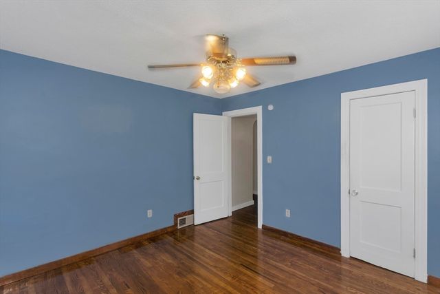 582 Broadway St, Chicopee, MA 01020