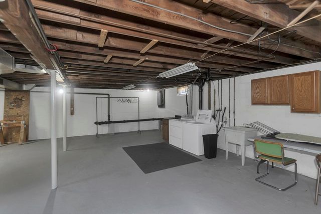 582 Broadway St, Chicopee, MA 01020