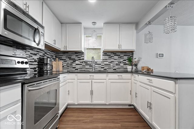 2830 S Lyons Avenue, Indianapolis, IN 46241