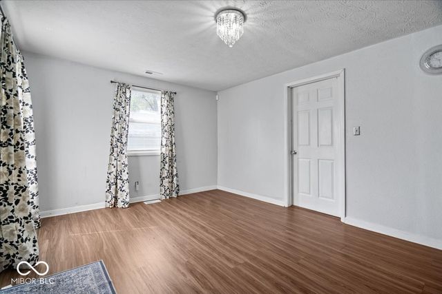 2830 S Lyons Avenue, Indianapolis, IN 46241