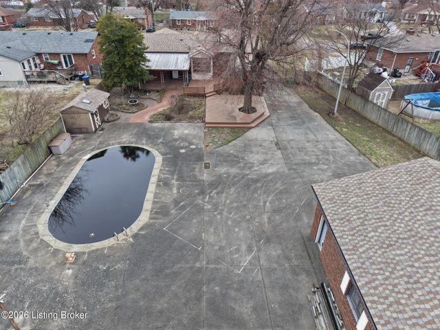 4508 Santa Paula Ln, Louisville, KY 40219