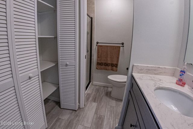 4508 Santa Paula Ln, Louisville, KY 40219