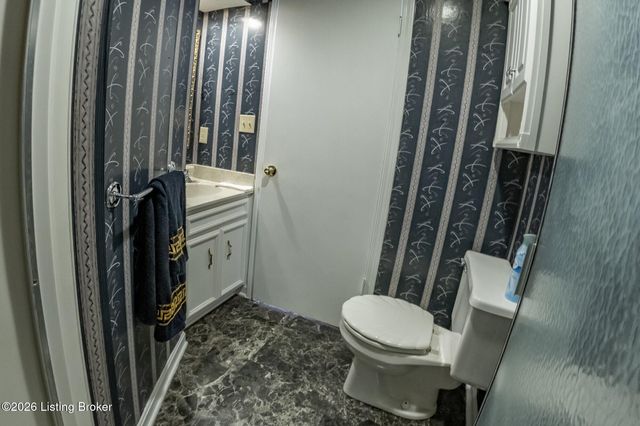 4508 Santa Paula Ln, Louisville, KY 40219