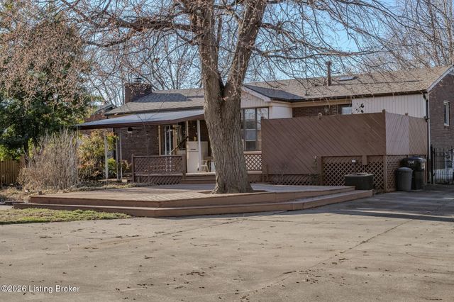 4508 Santa Paula Ln, Louisville, KY 40219