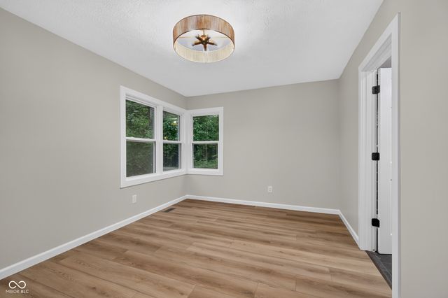 4808 E 71st Street, Indianapolis, IN 46220