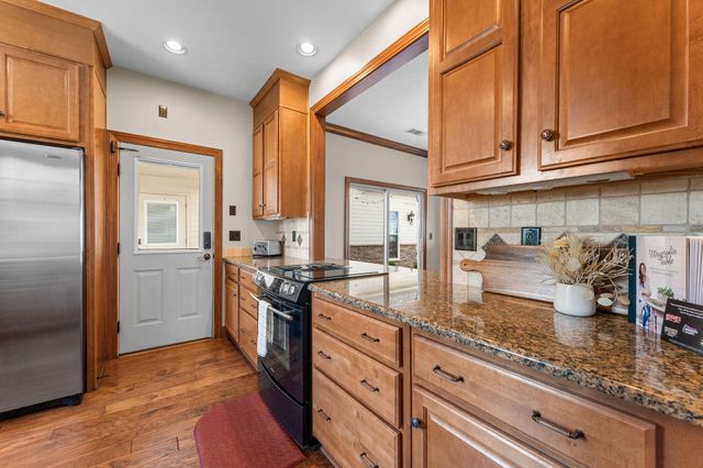 99 Whitefish Bay, Kimberling City, MO 65686