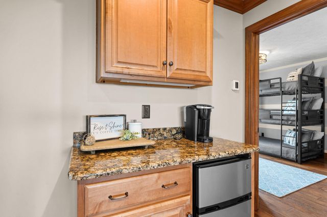 99 Whitefish Bay, Kimberling City, MO 65686