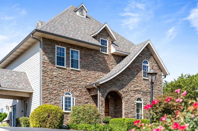 99 Whitefish Bay, Kimberling City, MO 65686