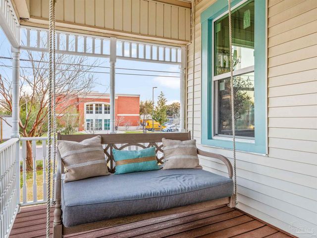 200 W Wright St, Pensacola, FL 32501