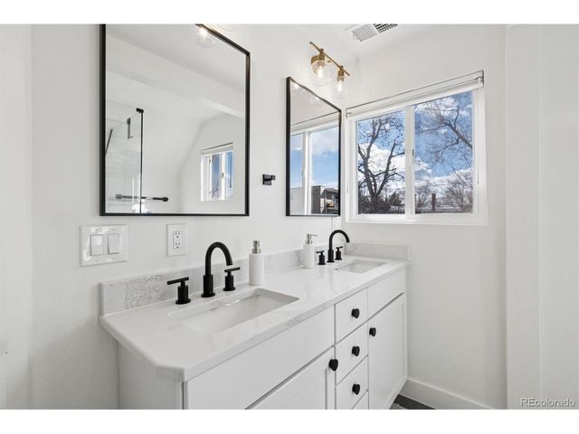 123 S Emerson St, Denver, CO 80209