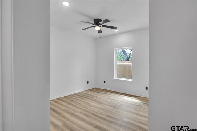 906 S Turner, Tyler, TX 75701