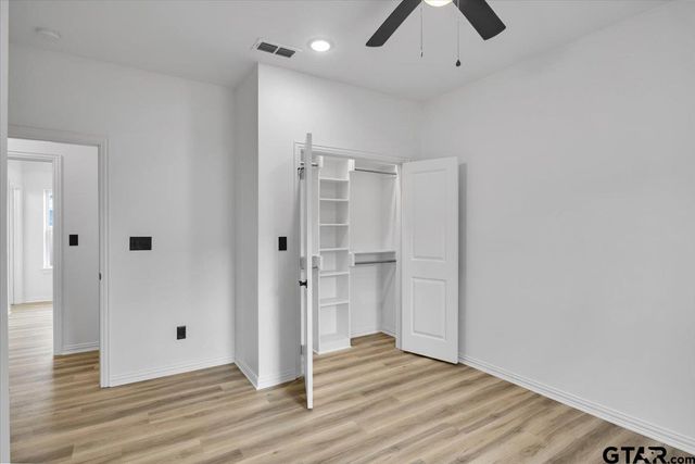 906 S Turner, Tyler, TX 75701