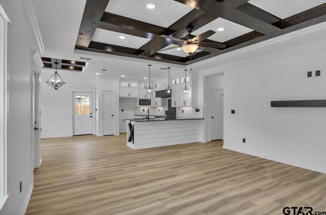 906 S Turner, Tyler, TX 75701