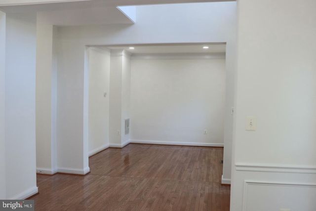 8140 GILROY DR, Lorton, VA 22079