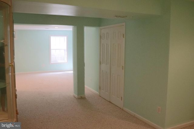 8140 GILROY DR, Lorton, VA 22079