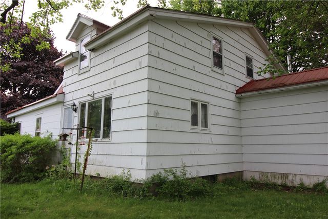6977 Knickerbocker Road, Ontario, NY 14519