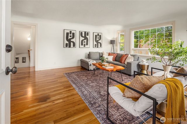 11429 Glendale Way S, Burien, WA 98168