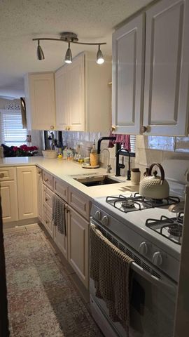 875 NE 48th Street 88, Deerfield Beach, FL 33064