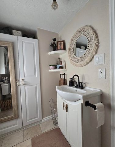 875 NE 48th Street 88, Deerfield Beach, FL 33064