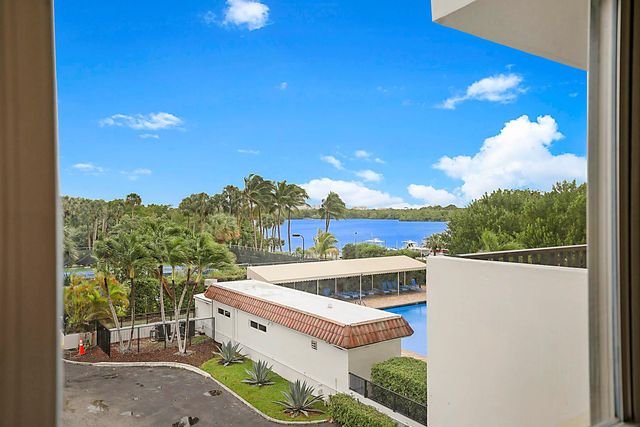 2121 N Ocean Boulevard 305w, Boca Raton, FL 33431