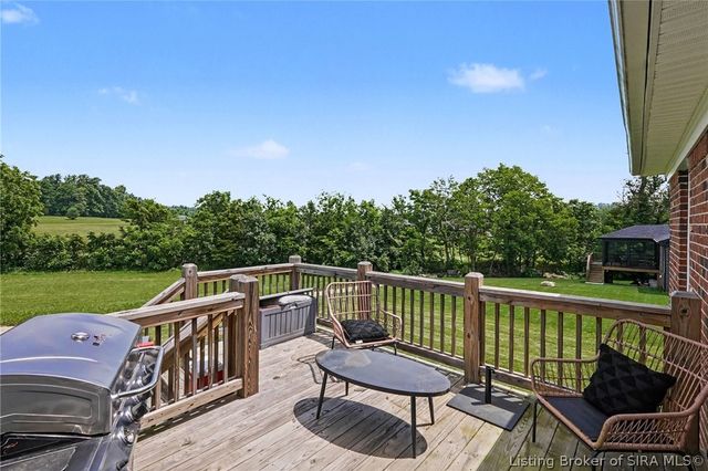 7017 Oaken Lane, Lanesville, IN 47136