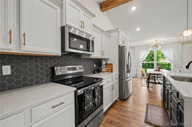7017 Oaken Lane, Lanesville, IN 47136
