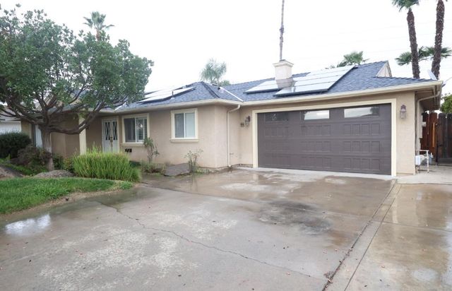 3074 W Pico Avenue, Fresno, CA 93722