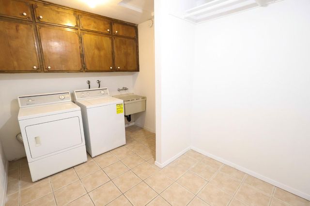 3074 W Pico Avenue, Fresno, CA 93722