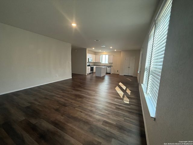 1325 Black Balsam, Seguin, TX 78155