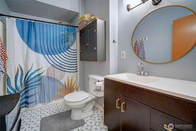 13027 40th Avenue S, Tukwila, WA 98168