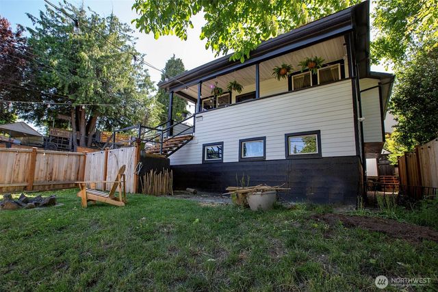 13027 40th Avenue S, Tukwila, WA 98168